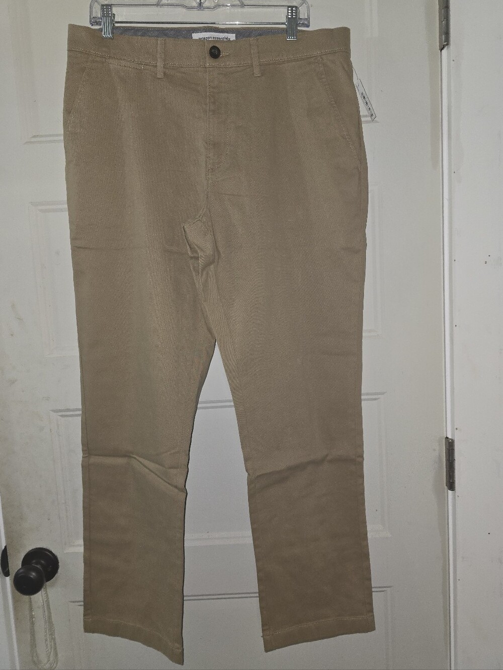 Amazon Essentials Men's Straight‎ Chinos in Tan 34x30 - Picture 3 of 5